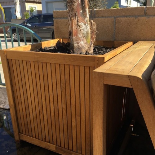 18132 cube planter angled view  on deck patio beside sectional
