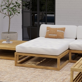 Maya Chaise